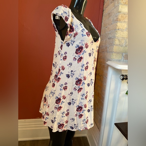 Women’s Forever 21 Sundress ( medium ) - Picture 3 of 4